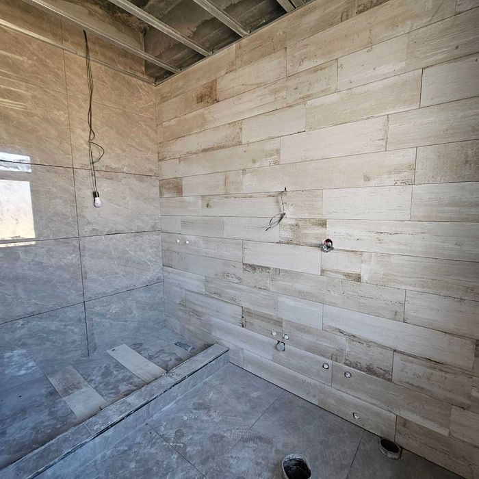 Продаётся Евро-дом ! 5 соток в Амир Темур Махалле ( Автобаза 2519 )