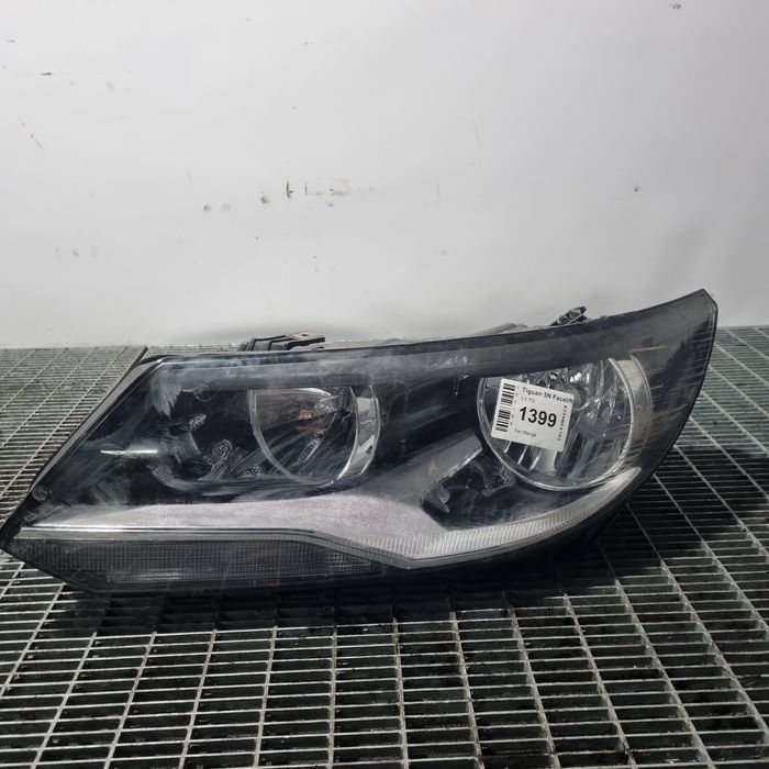 Ляв фар Volkswagen Tiguan 5N Facelift 2011 - 2015 SUV 4 вра