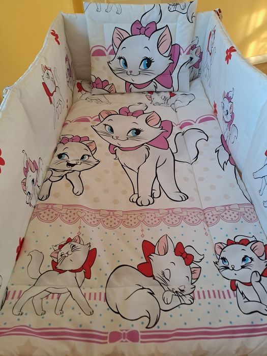 Lenjerie de pat pentru bebeluși