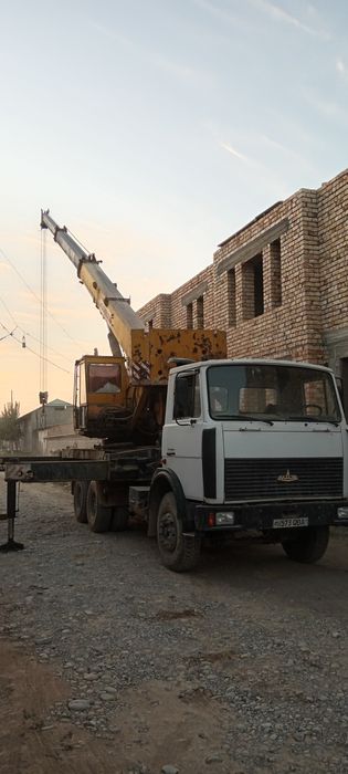 Avtokran ivanoves 32t