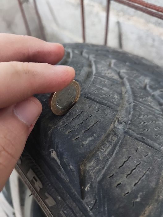 Всесезони гуми  със джанти Rial