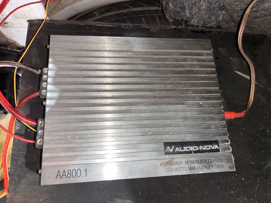 Сабвуфер SWAT SBT 15v3