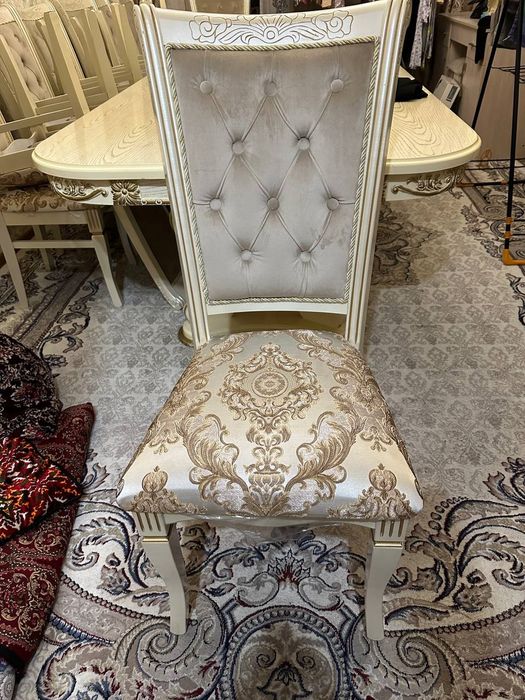 Стол стул сотилади