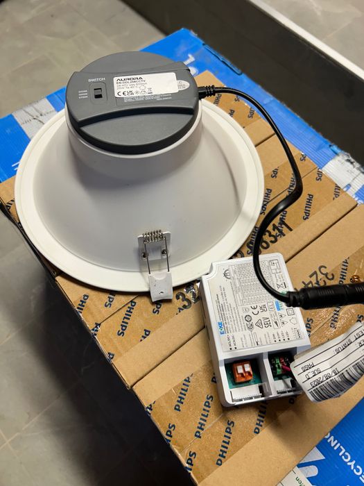 Spoturi de iluminat centru interior