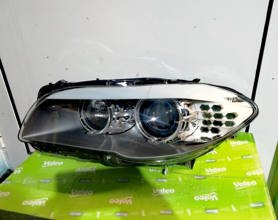 Фар фарове за BMW F10 F11 M5 / БМВ 5 Ф10 Ф11 Dynamic - Xenon.