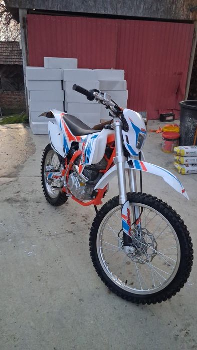 Vând Cross 250 Kayo