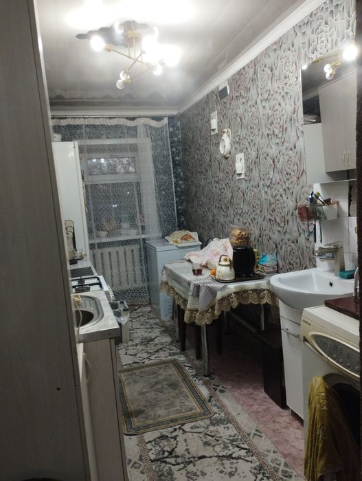 Продам двух комнатную квартиру