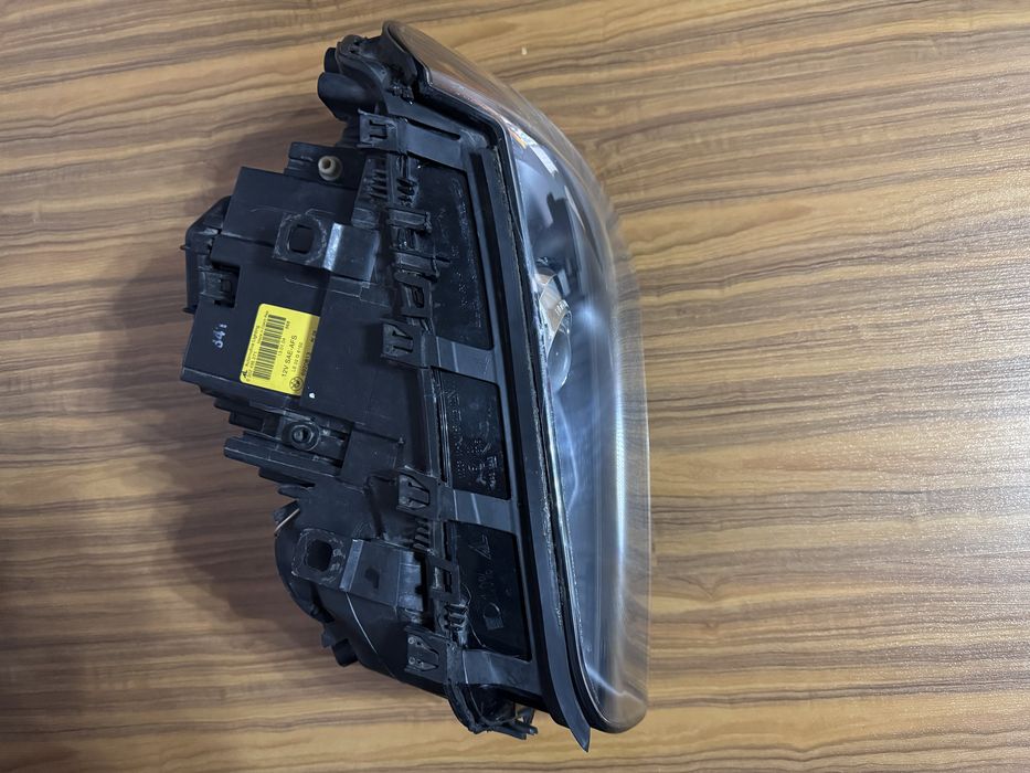 Фары BMW X3. E83