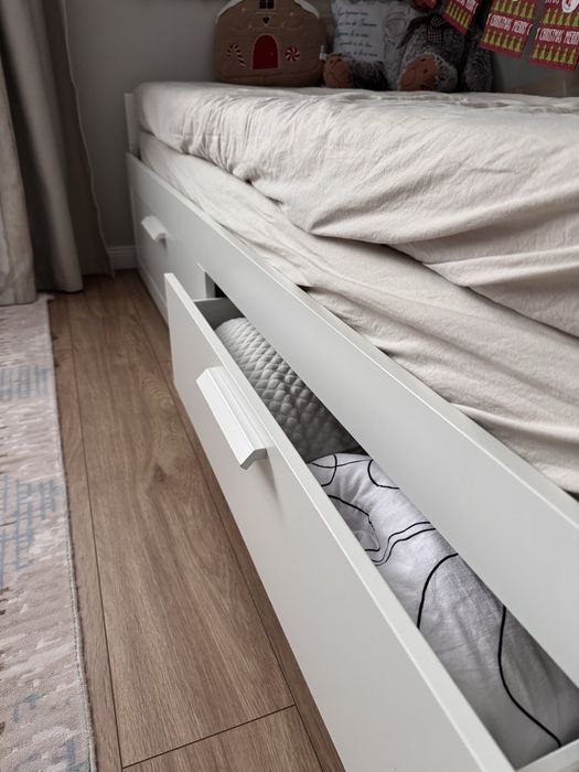 Divan Ikea Brimnes ca nou fara saltele