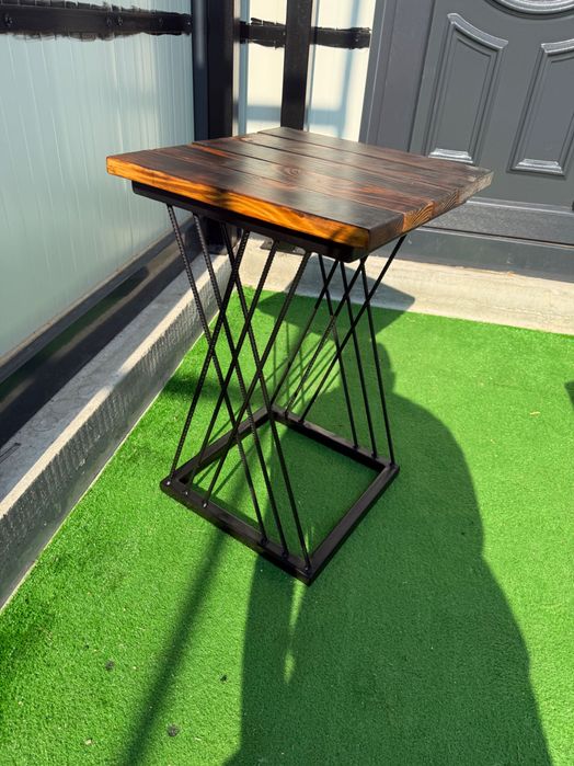 Маса за кафе за малка тераса