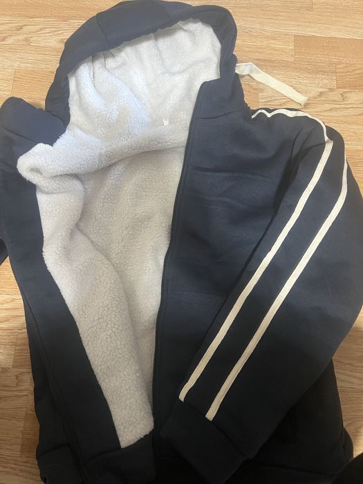 Кофта утепленная на весну 50-52р