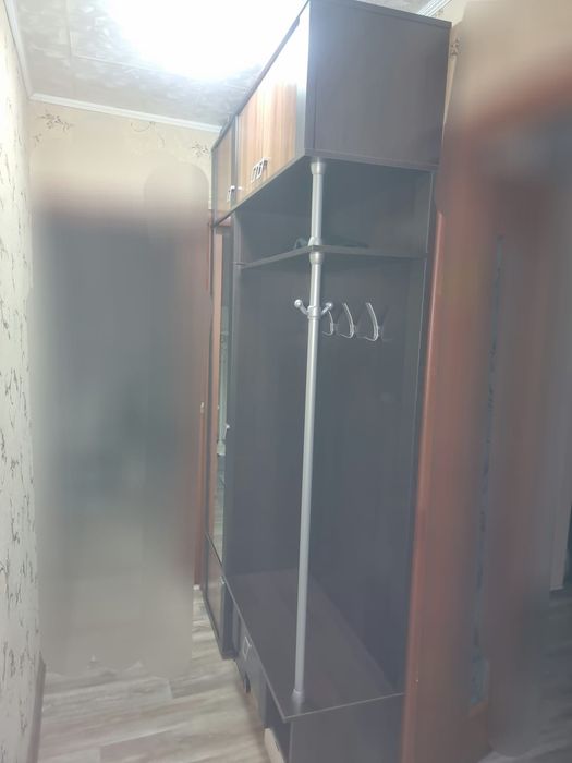 Продам  прихожую