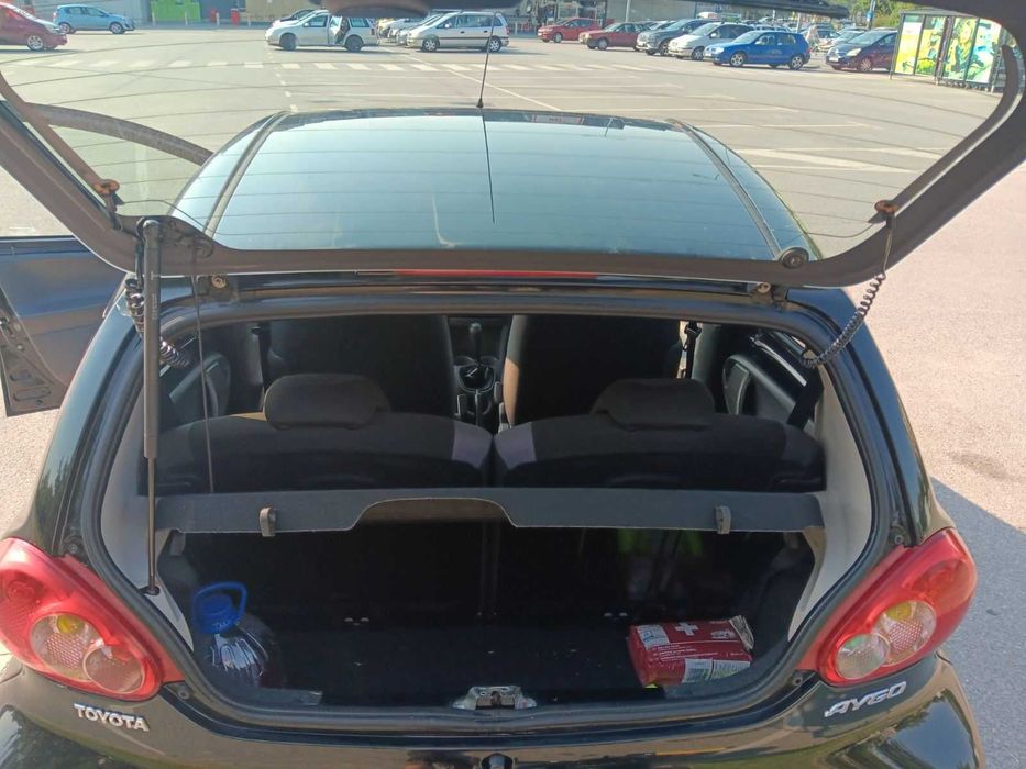 TOYOTA aygo 1.0 i