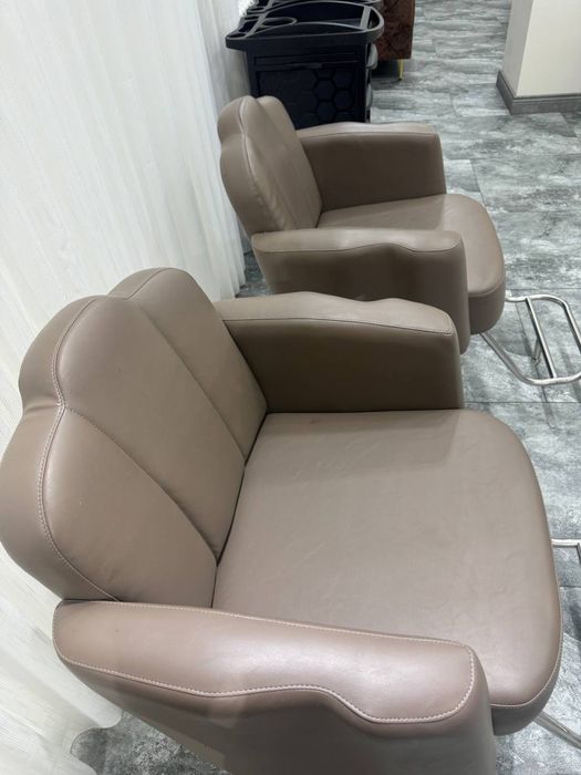 Кресло для салона красоты СРОЧНО !!! Kreslo salon uchun SROCHNO !!!