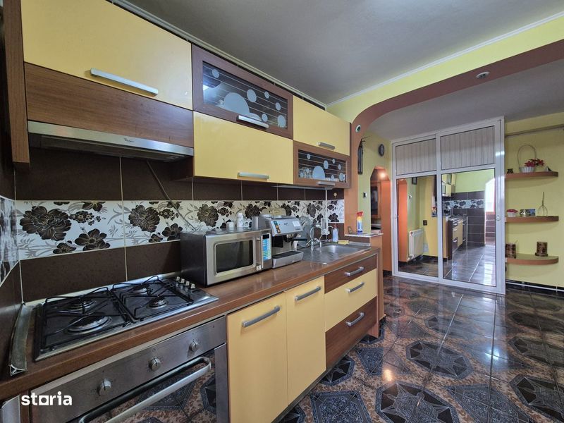 Apartament 2 camere, Rovinari, strada 22 Decembrie 1989