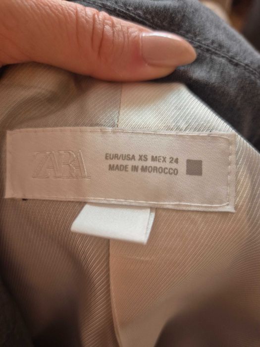 Спортно елегантен костюм Zara