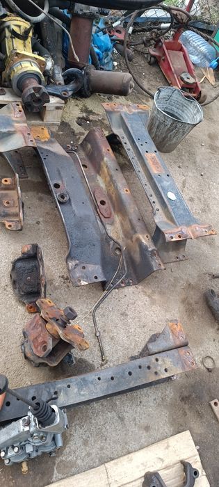 кронштейны, траверсы ЗИЛ 130