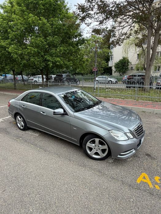 MERCEDES-BENZ E-Class 2011 — imagine 3