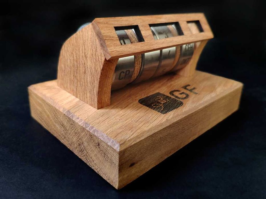 Оригинальный Календарь в подарок, Корпоративный подарок, Ваш Логотип