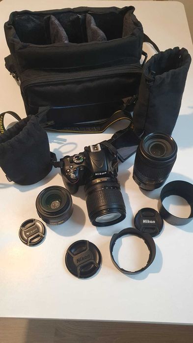 Nikon D5100 + obiectiv Nikon 18-105mm / Nikon 35mm 1.8 / Nikon 55-300