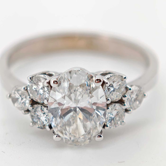 Inel 18k cu diamante naturale si lab grown 2.16ct Ocazie!