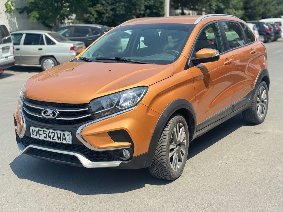 Lada X-RAY sotiladi