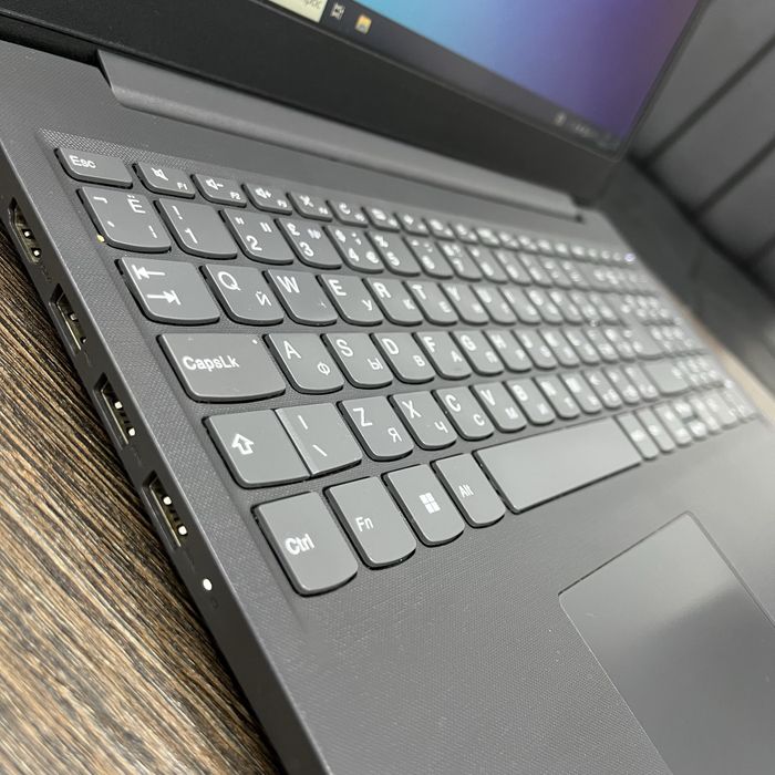 Lenovo V15 Celeron 4/512гб для дома и офиса!