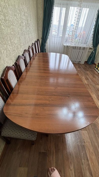 Продам стол со стульями