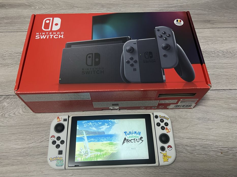 Nintendo Switch v2  cu Pokemon Arceus