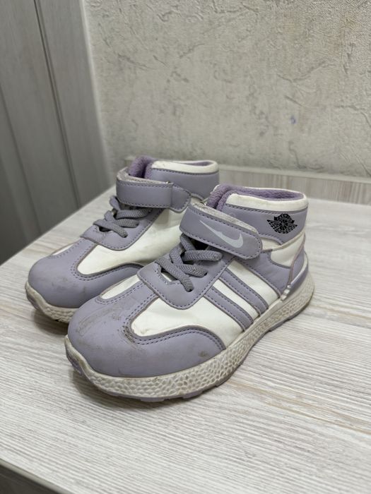 Женский обув 38/39 размери