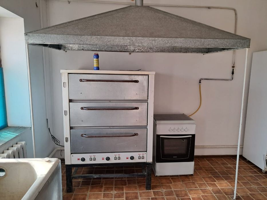 Хлебопекарная ярусная печь