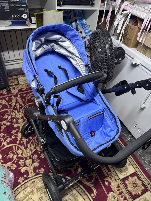 Продам новую коляску