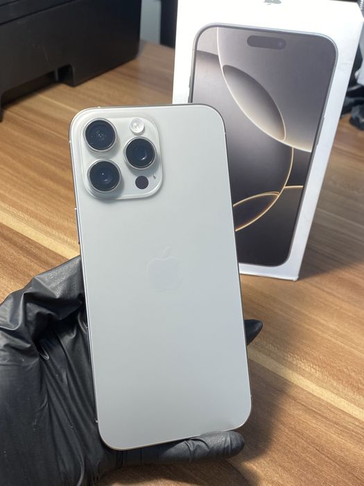 iPhone 16 Pro Max • 1 TB • Desert Titanium