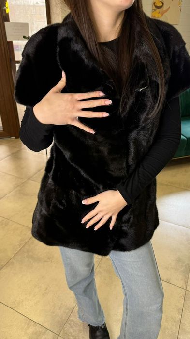 Продам желетку норка