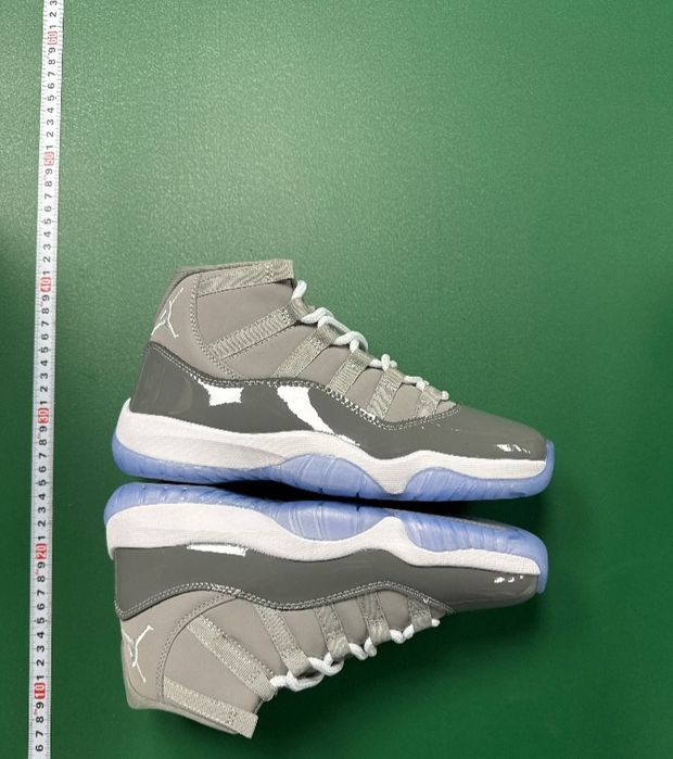 Jordan 11 Cool Grey