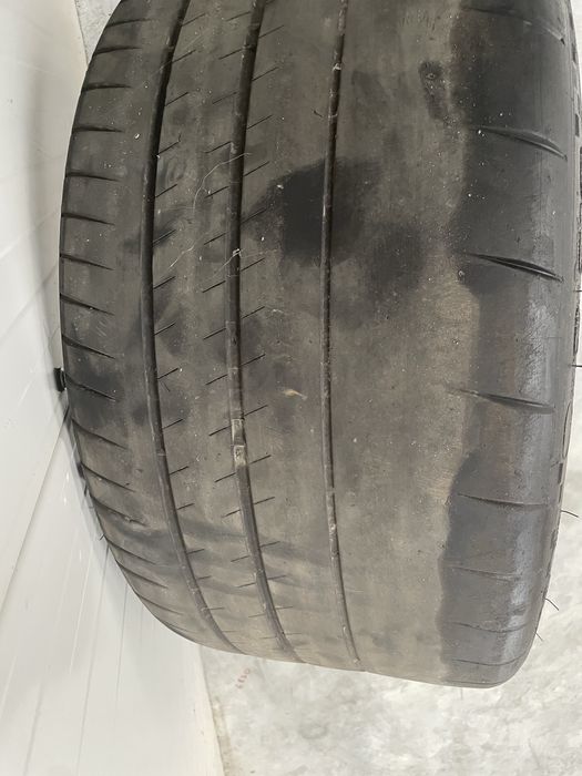 Michelin Pilot Sport Cup 2 285/30 20’