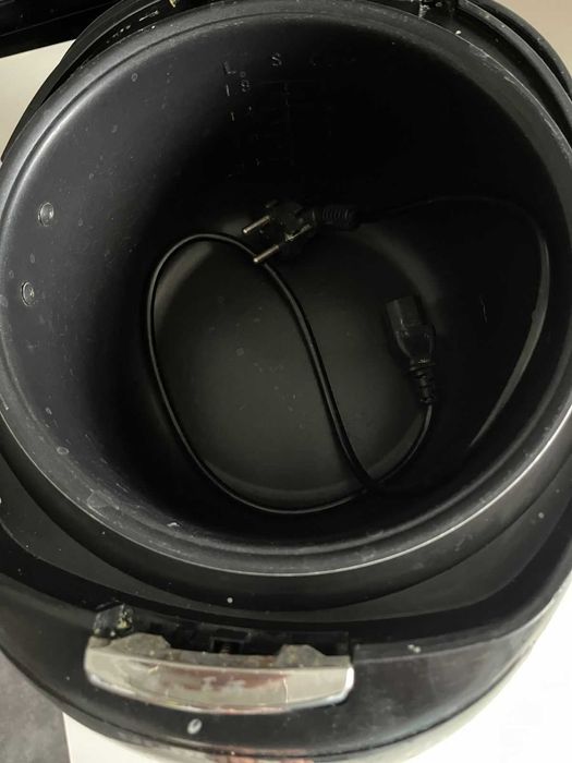 Продам мультиварку Редмонд