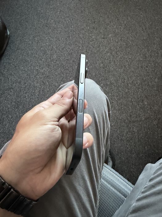iPhone 16 128gb - Baterie 100% - 16 cicluri