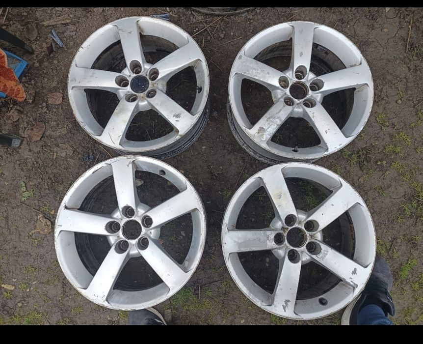 Vând Set 4 Jante Saab R17