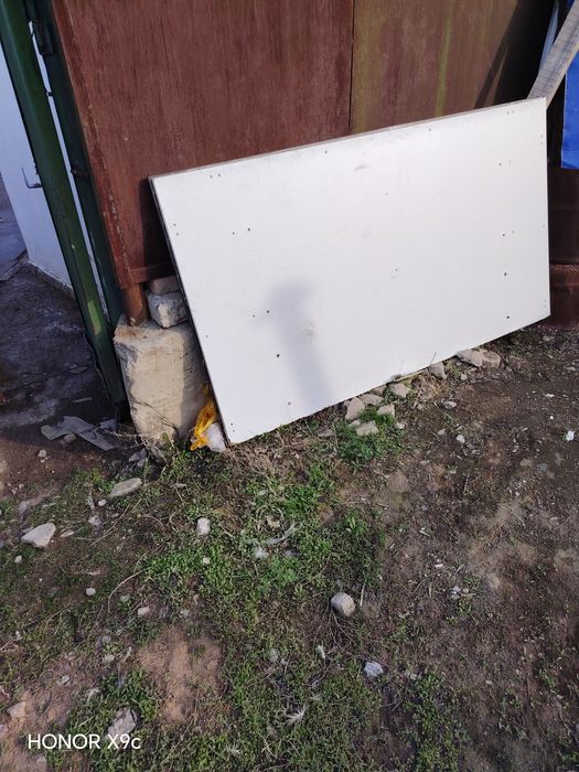 Отдам даром корпусные части мебели