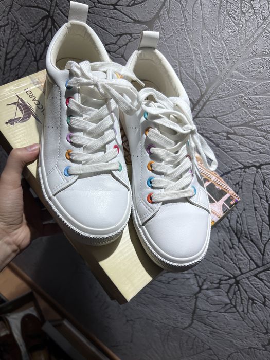 Кеды почти новые