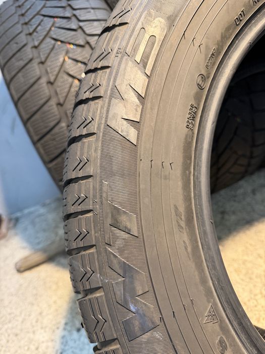 Гуми 275/55/19 DUNLOP  Grand Trek WT