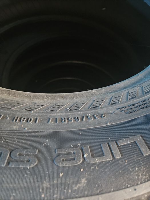 4бр гуми за джип  235/65/17 Nokian