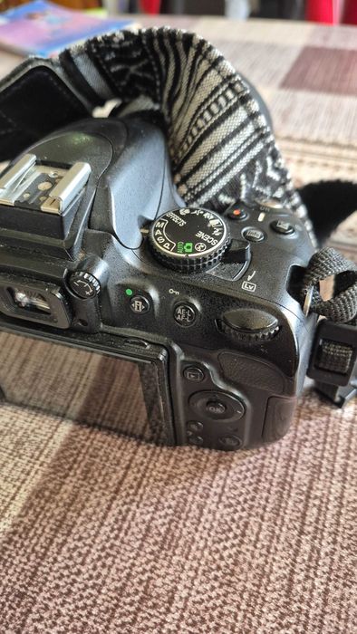 Nikon D5100, окомплектован с един от най-добрите и универсални обективи в този клас: AF-S DX Nikkor 18-105mm f/3.5-5.6G ED VR