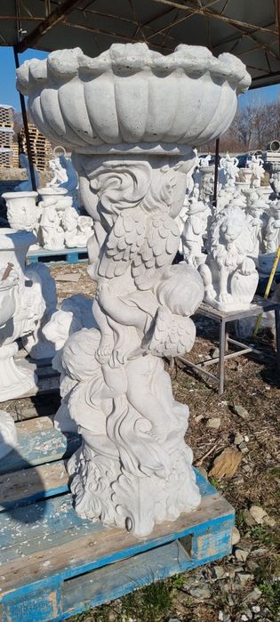 Jardiniera din beton,ghiveci din beton,statueta din beton