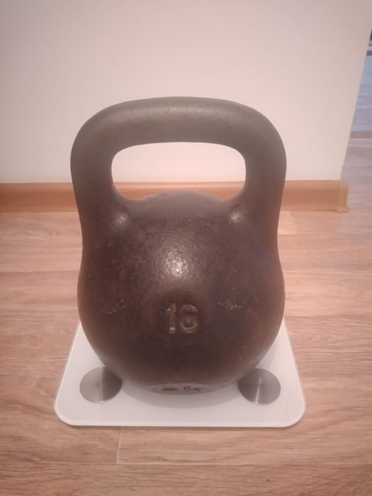 Продам Гирю 16кг