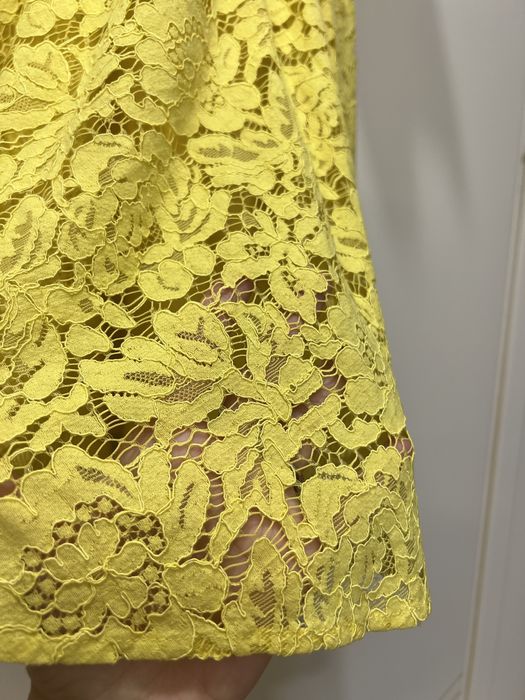 Кружевное платье Lichi