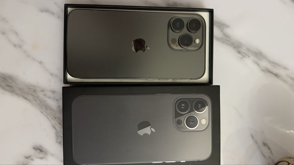 Продам IPhone 13 PRO