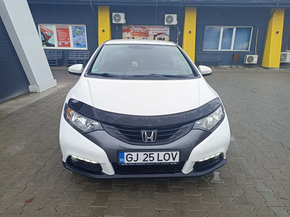Vând Honda Civic x9