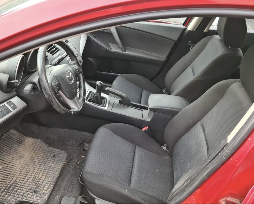 Mazda 3 1.6 i на части
